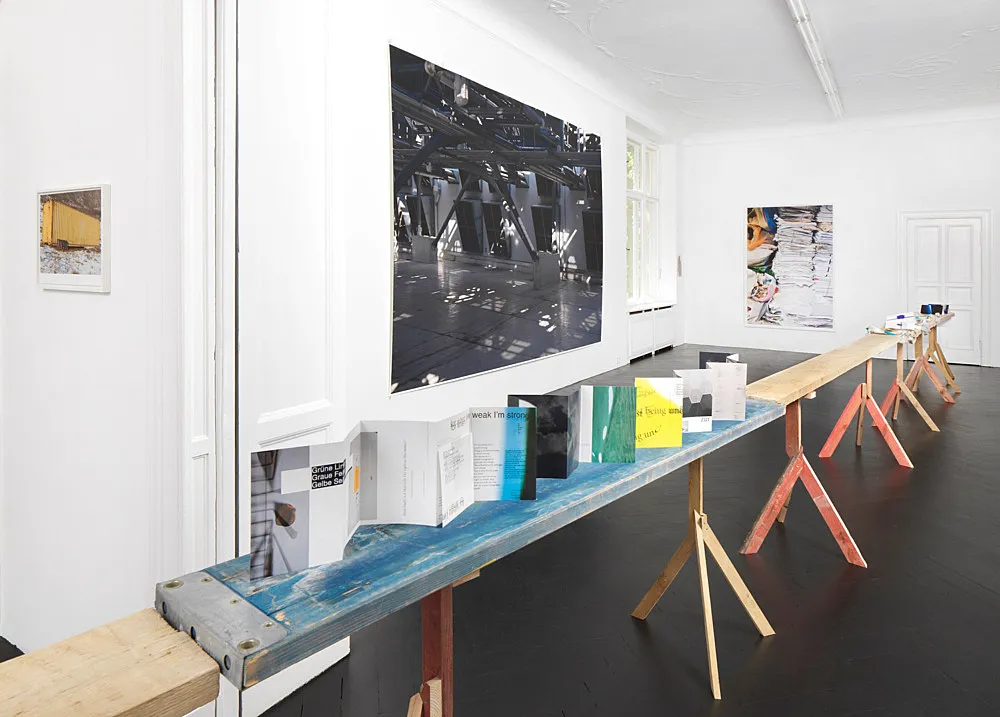 8220SummerStormRainDropsFreezeFrame8221 — Wolfgang Tillmans — Exhibitions — Galerie Buchholz — Image 00