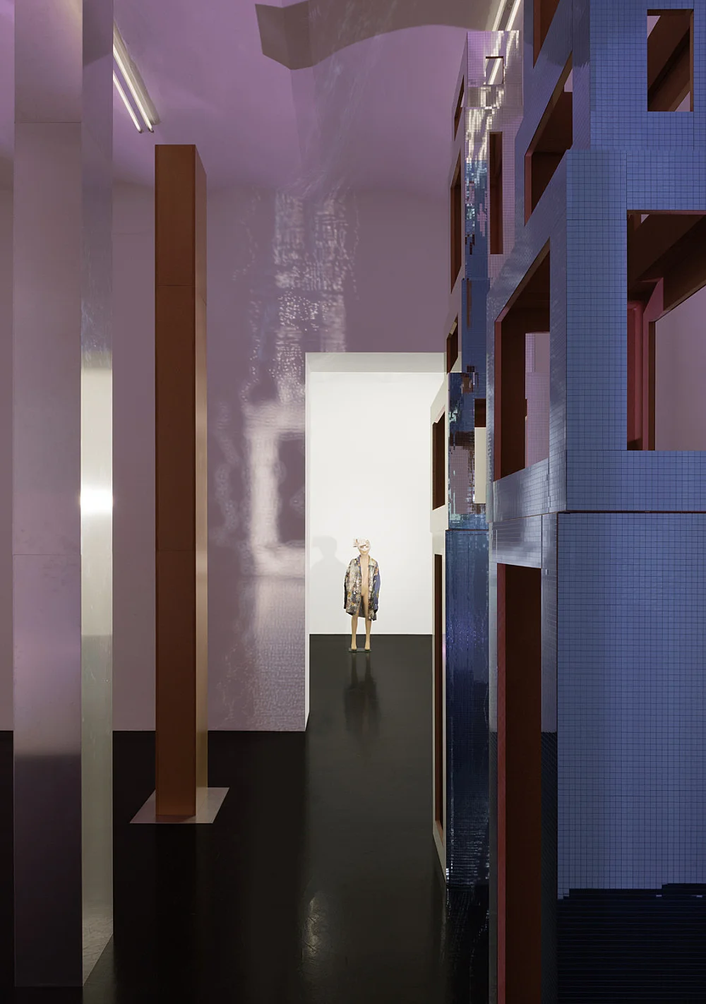 4 Turme, 3 Stelen, Schauspieler und Vollmond — Isa Genzken — Exhibitions — Galerie Buchholz — Image 17