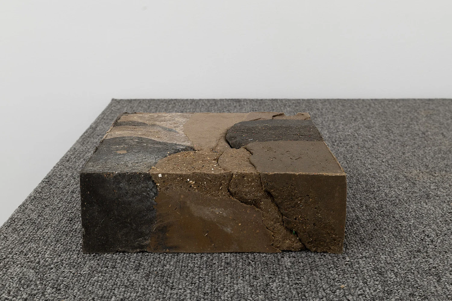 anexhibitionorganizedbySamuelHindolo — Yuji Agematsu, Gilles Aillaud, Cecilia Bjartmar Hylta, Prunella Clough, Curtis Cuffie, Dominick Di Meo, Trisha... — Exhibitions — Galerie Buchholz — Image 14