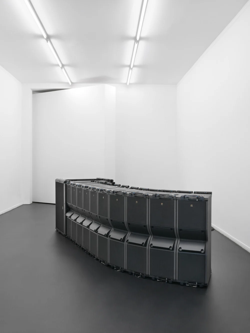 Cold Hope — Anne Imhof — Exhibitions — Galerie Buchholz — Image 43