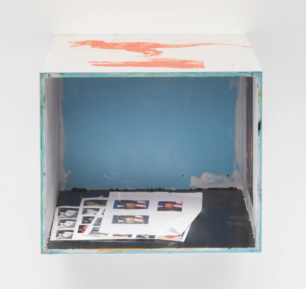 Food chain incl. prehistoric animals — Henrik Olesen — Exhibitions — Galerie Buchholz — Image 00