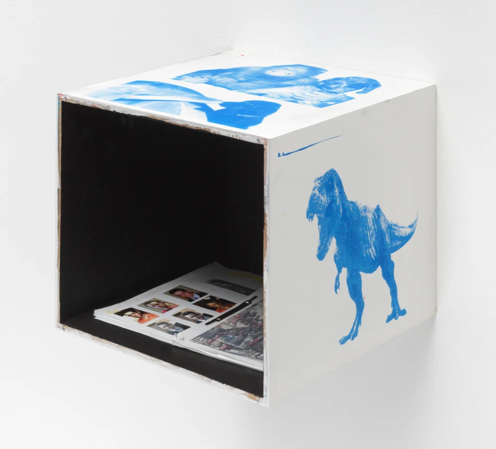 Food chain incl. prehistoric animals — Henrik Olesen — Exhibitions — Galerie Buchholz — Image 00