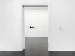 Si quelque chose noir — Alix Cléo Roubaud — Exhibitions — Galerie Buchholz — Image 77